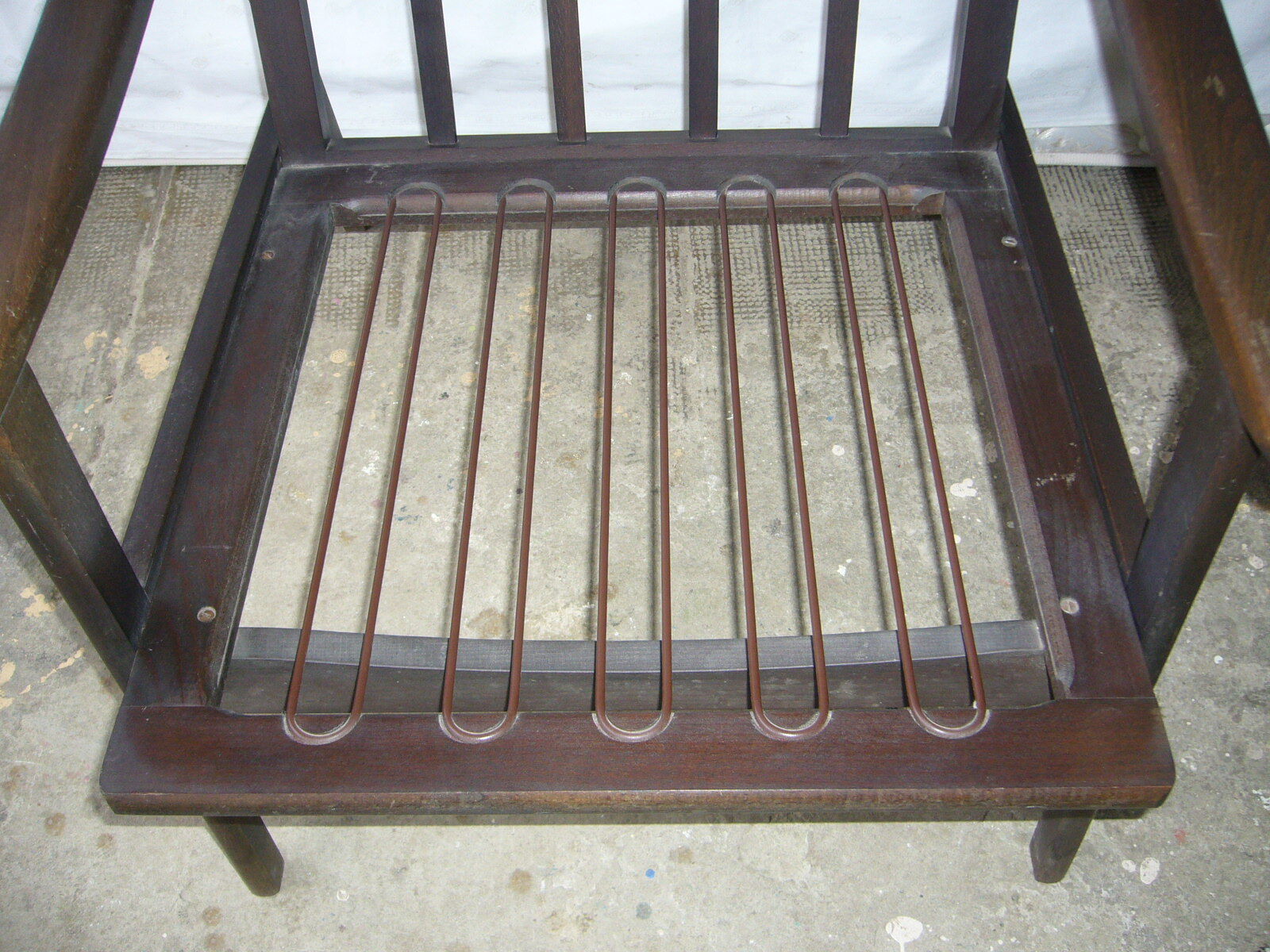 60's chair in Scandinavian-style teak and velvet