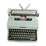 Olivetti Typewriter - Lettera 32