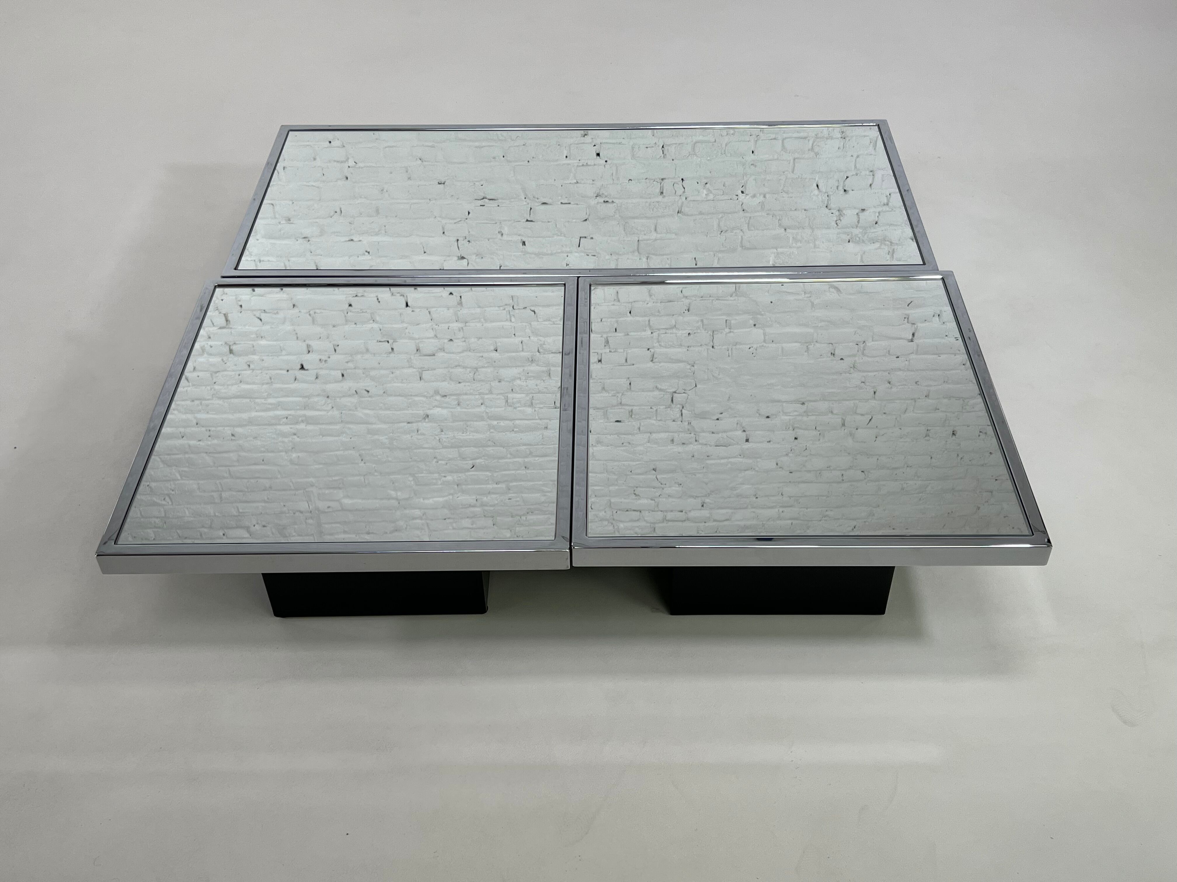 Trio of square and rectangular coffee tables 60s - 70s for Cidue