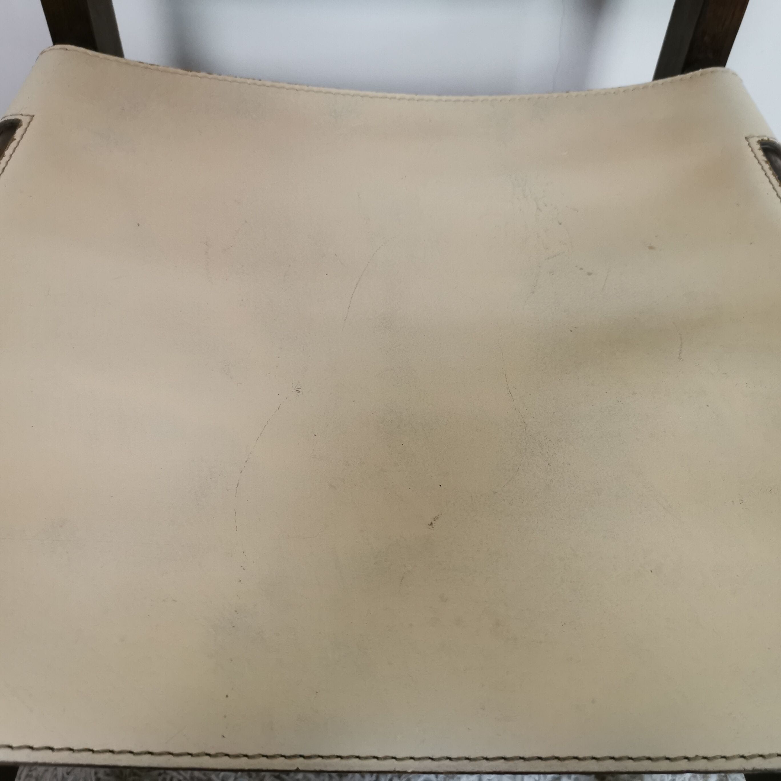 Series of 4 wooden and leather chairs