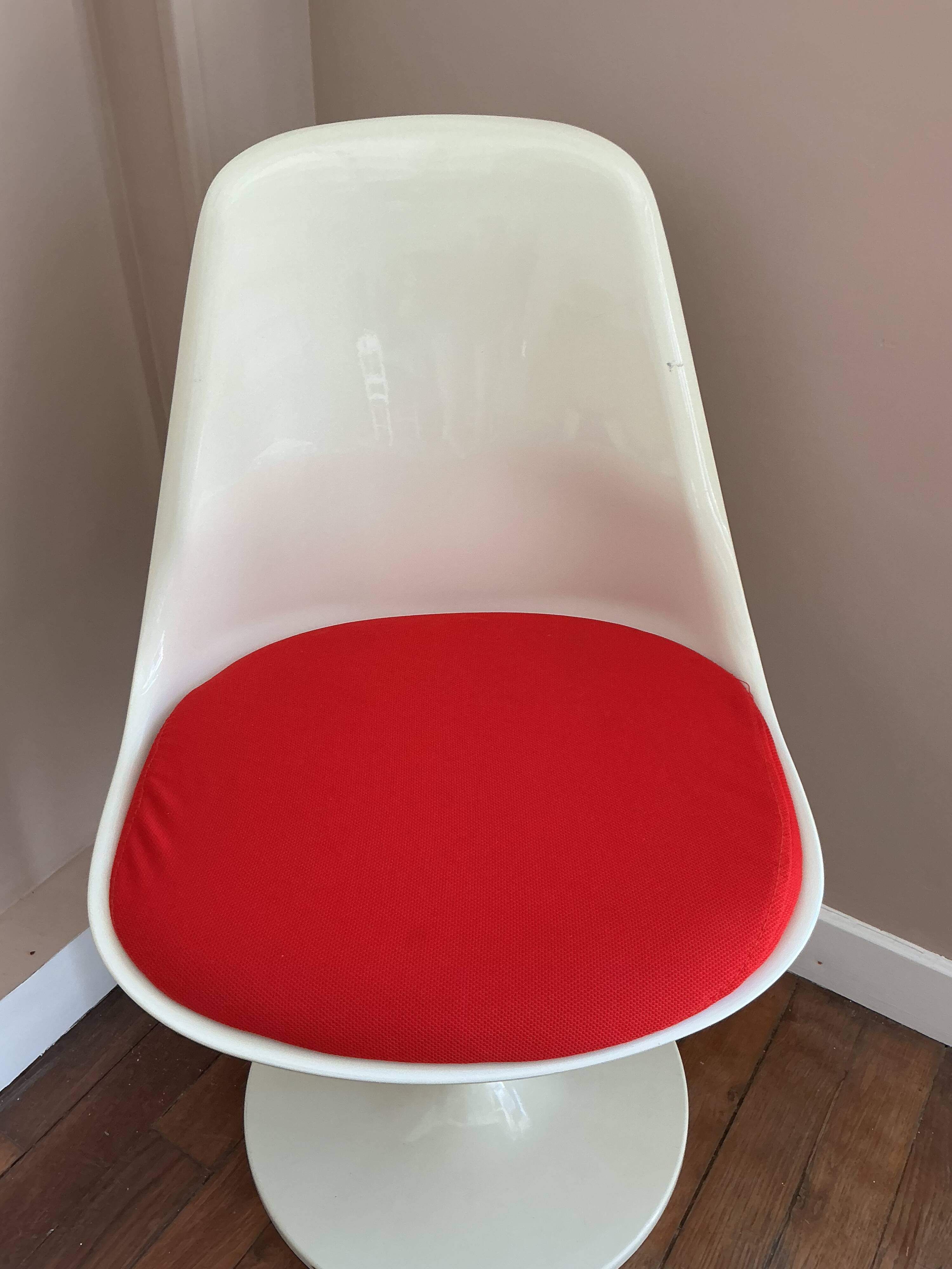 Fauteuil pied tulipe , vintage 1970