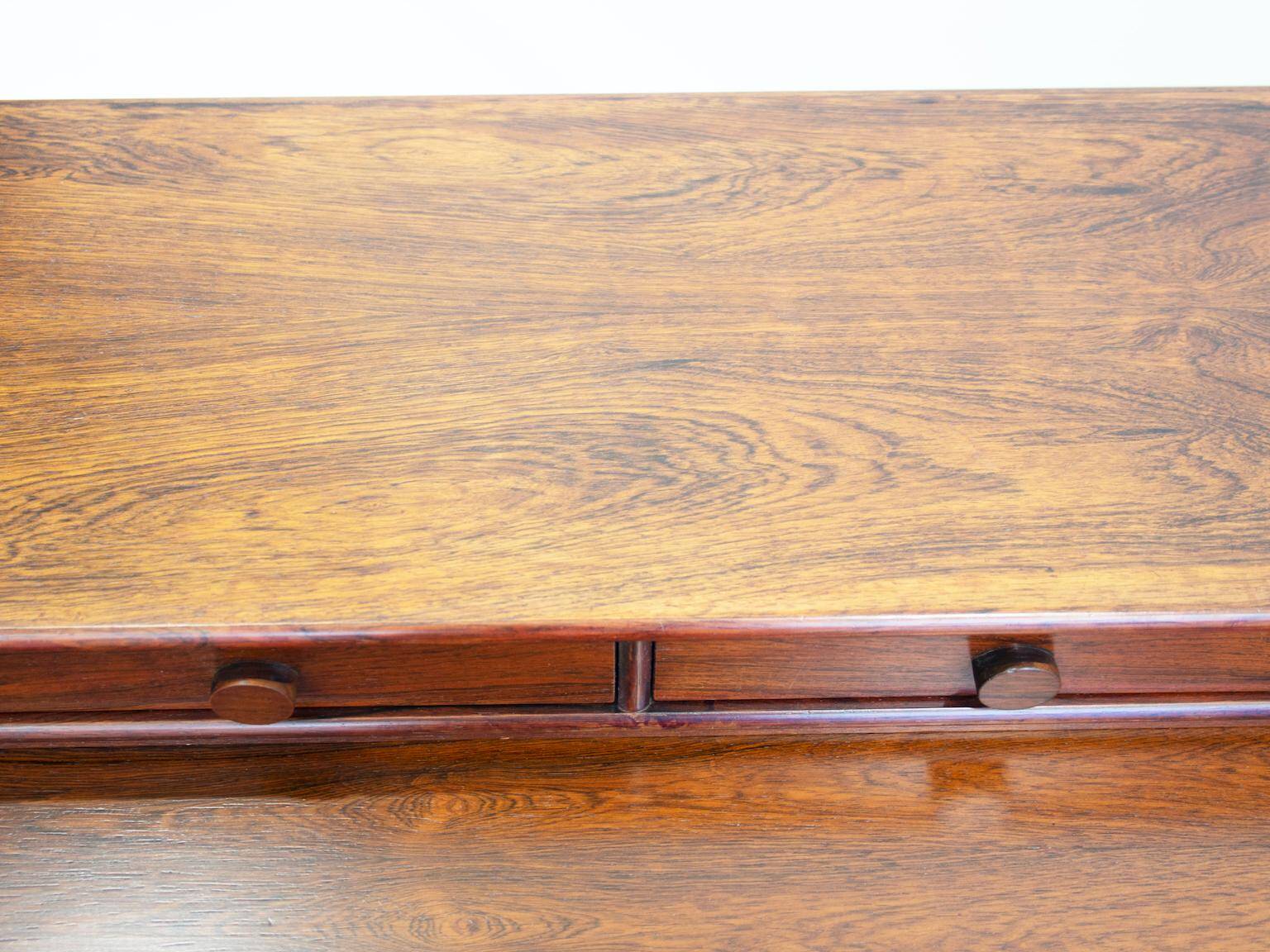 Modern mid-century wooden desk by Gianfranco Frattini for Bernini
