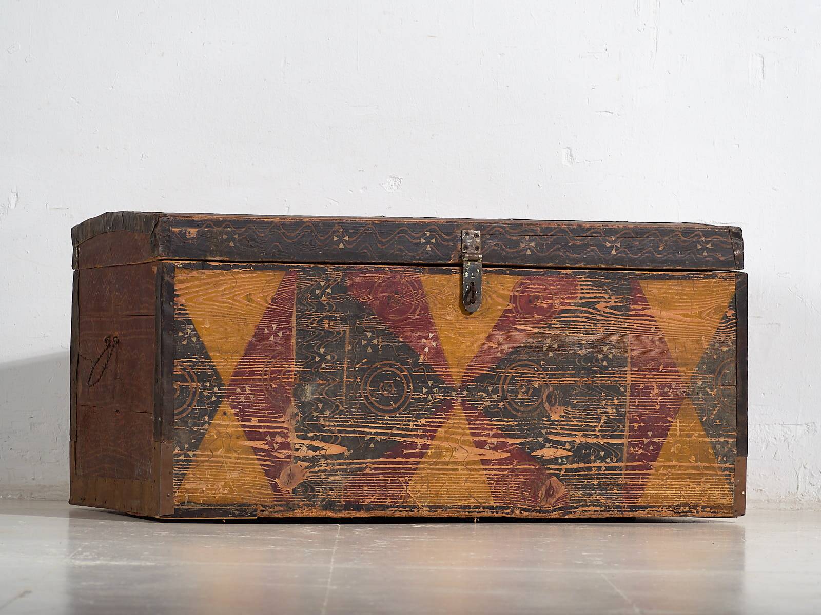 Malle ethnique ancienne peinte à la main (vers 1890) #30