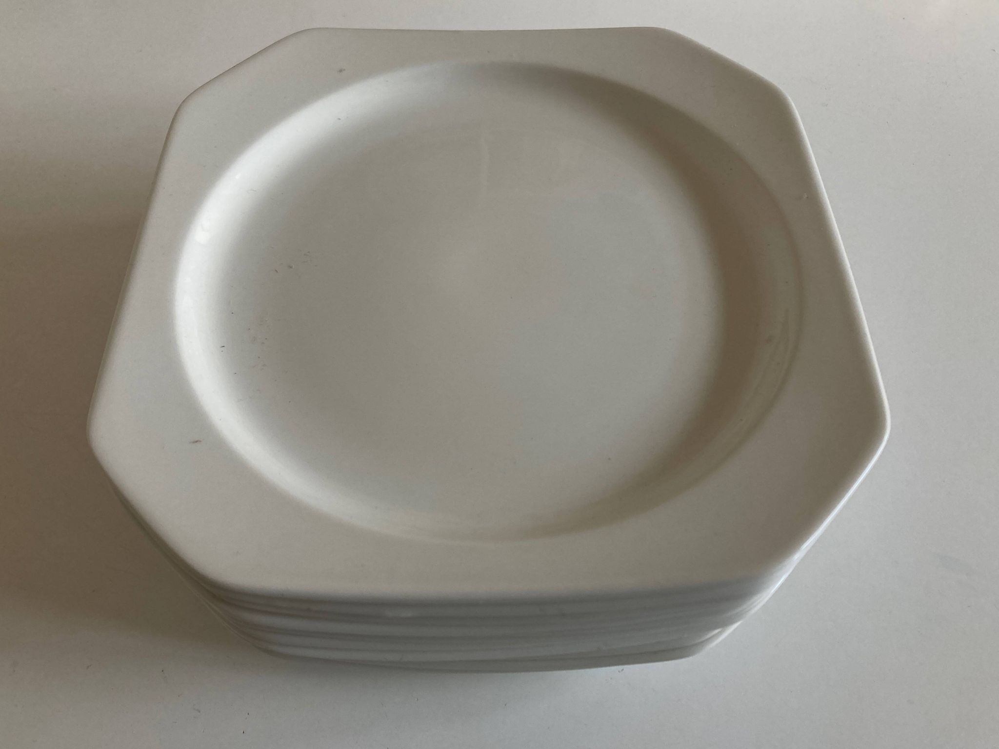 Set de 6 assiettes plates scandinaves octogonales 1970