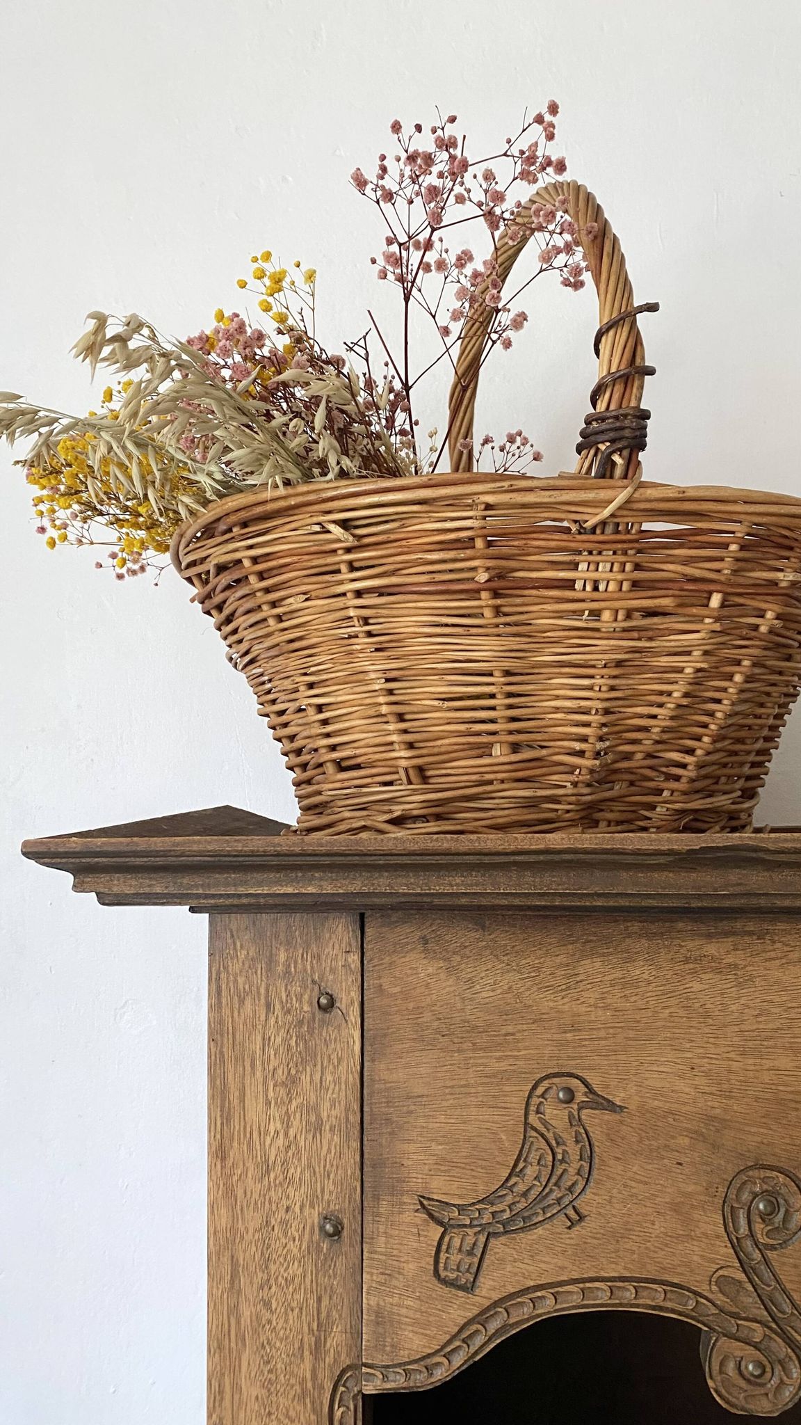 Panier vintage en osier tressé