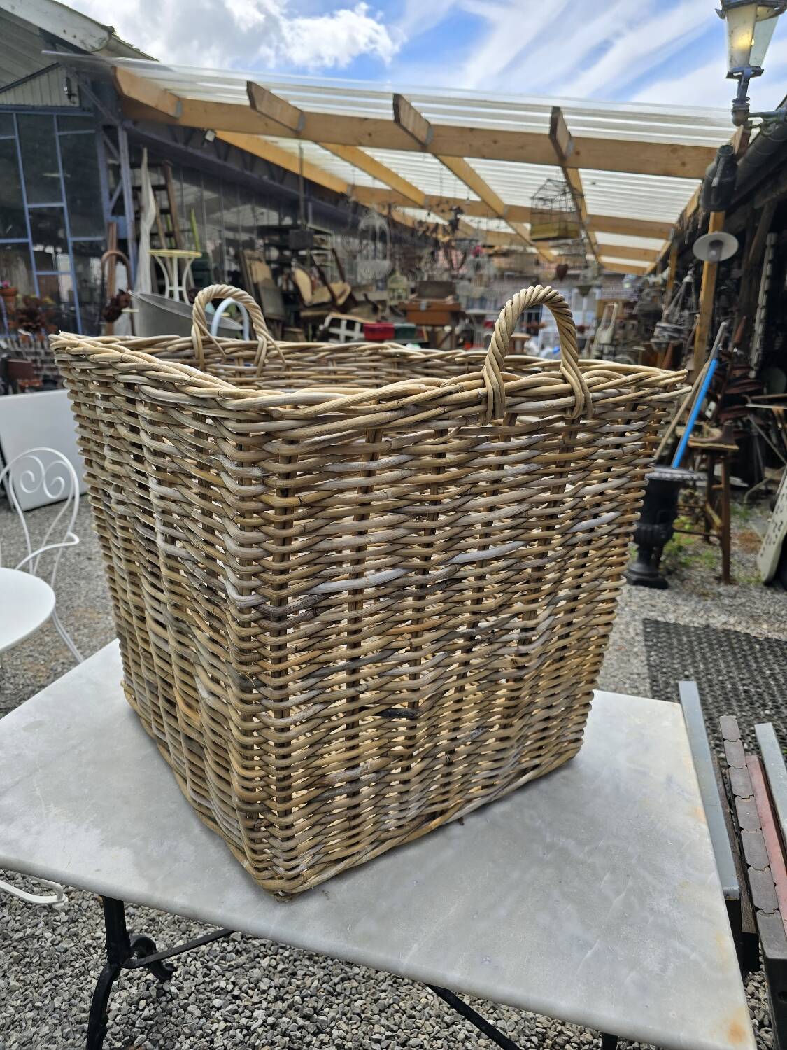 Wicker log basket