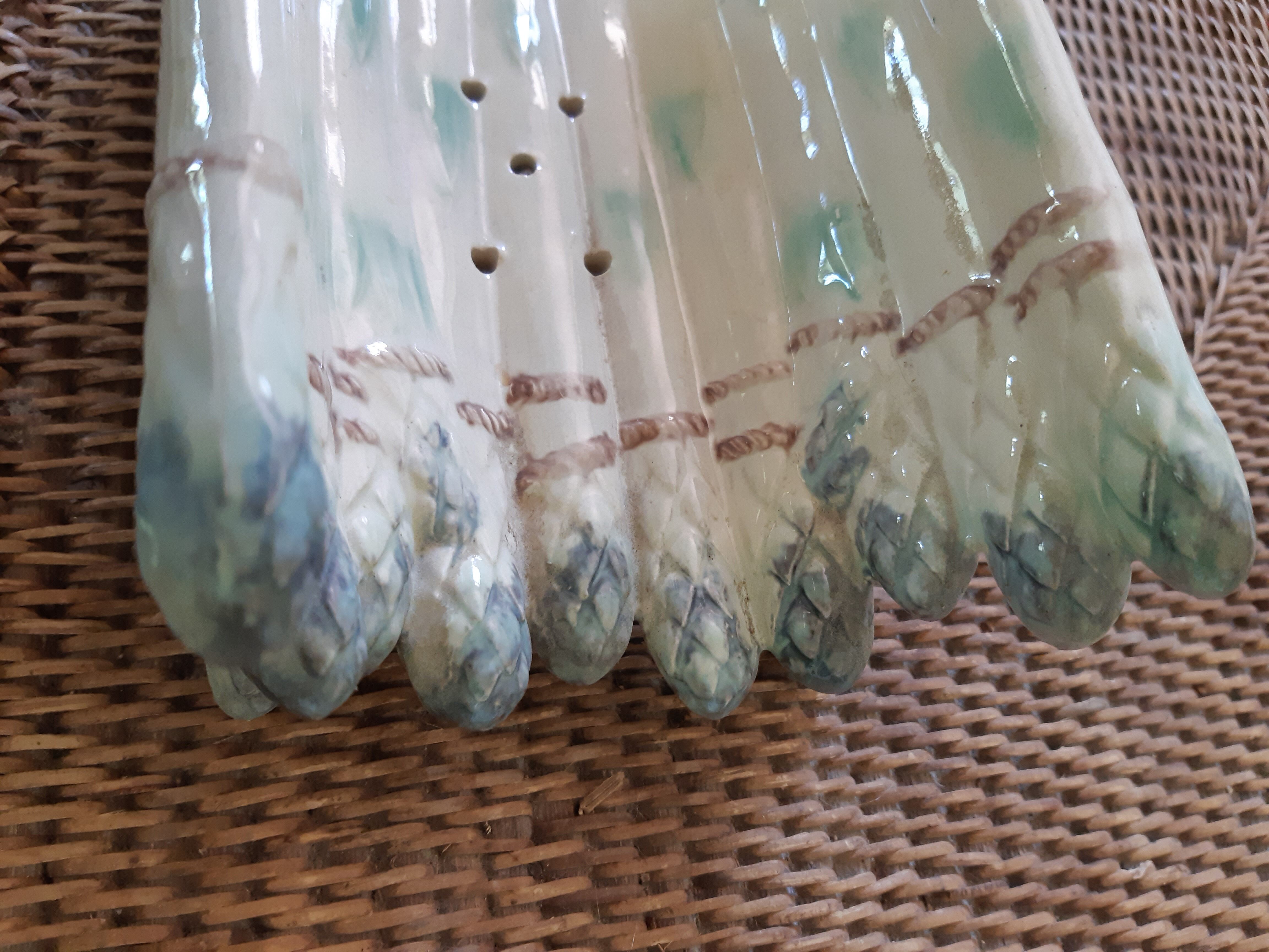 Bubble asparagus parlor