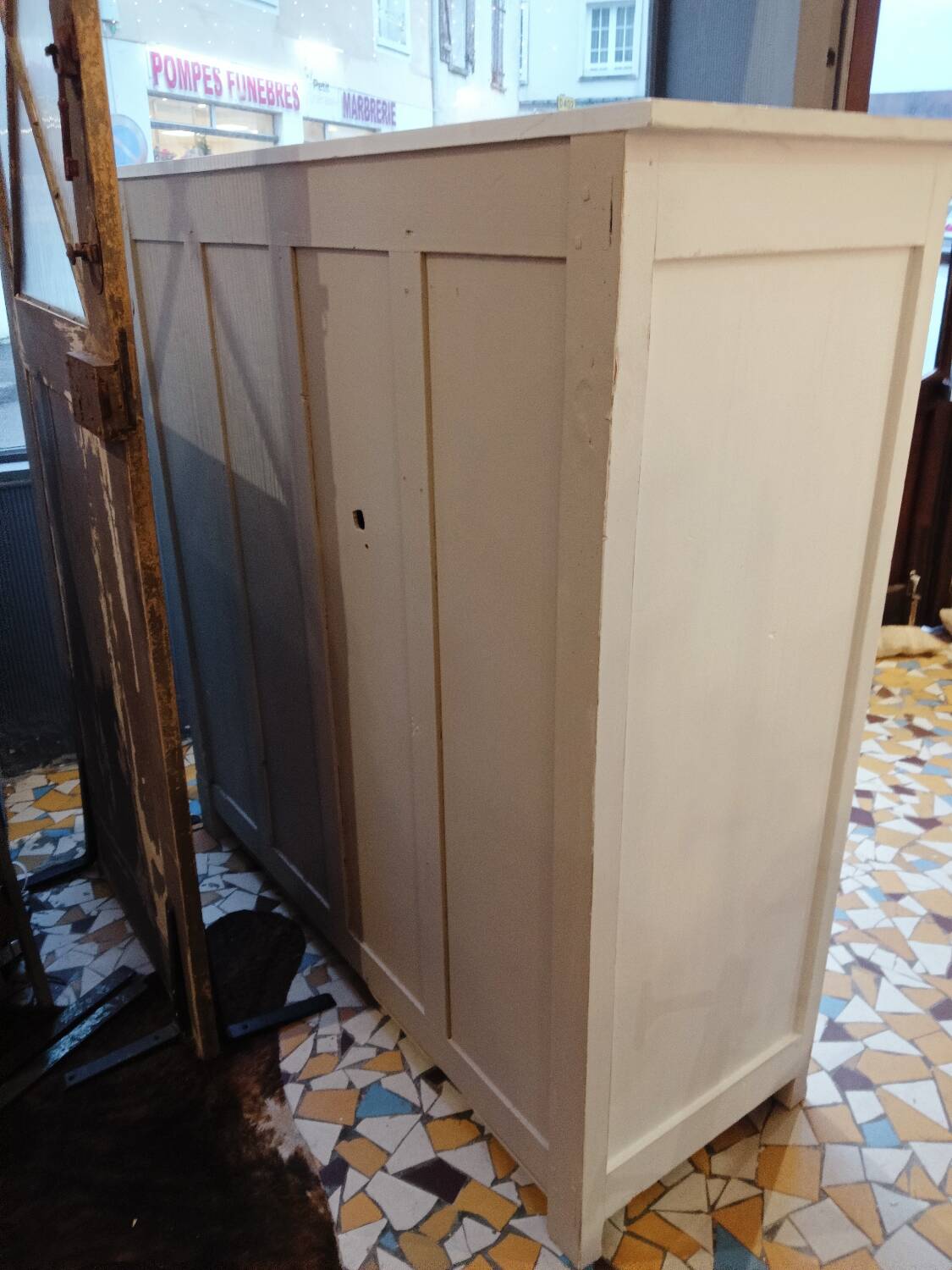 Grand Parisian buffet