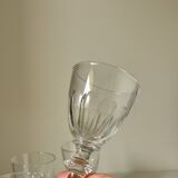 Set of 4 crystal glasses for liqueur.