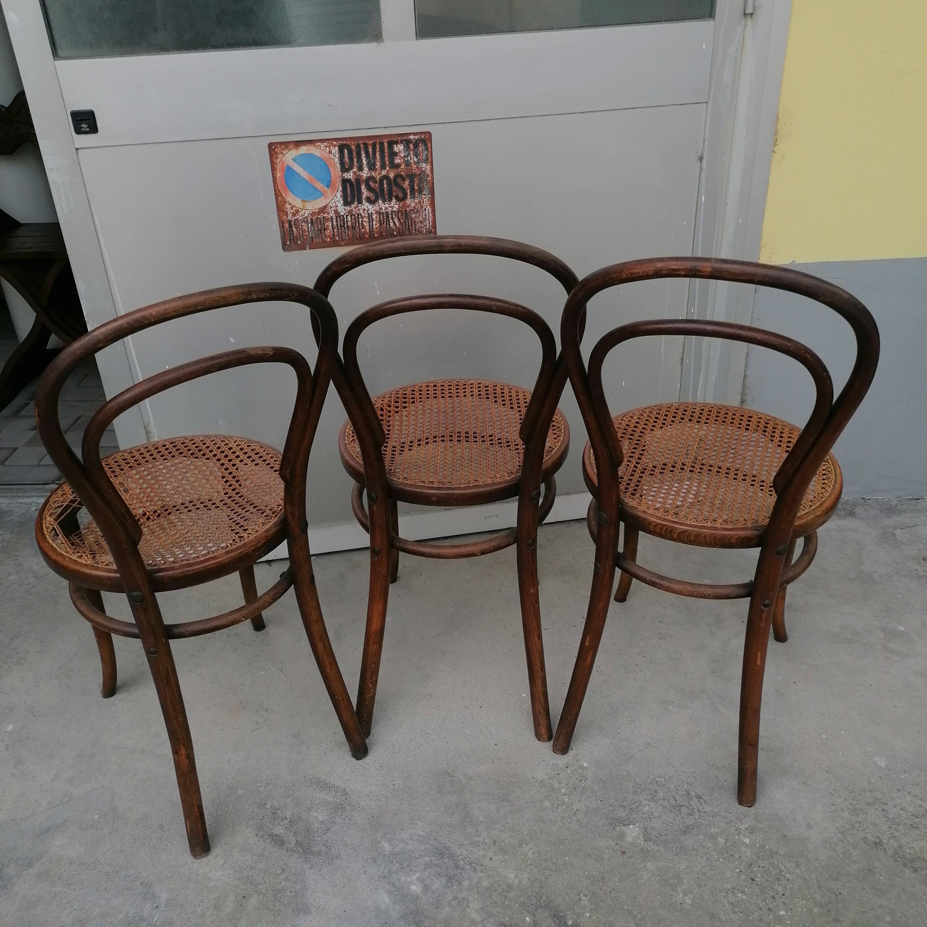 7 Chairs Marche Gebrüder Thonet and Wackerlin & C. original model no. 18