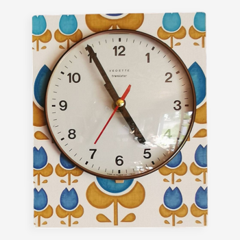 Horloge formica vintage pendule murale silencieuse rectangulaire "Vedette fleurs bleues"