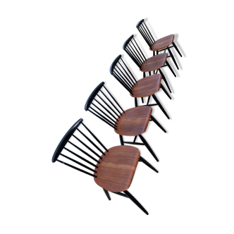 Chairs by Ilmari Tapiovaara