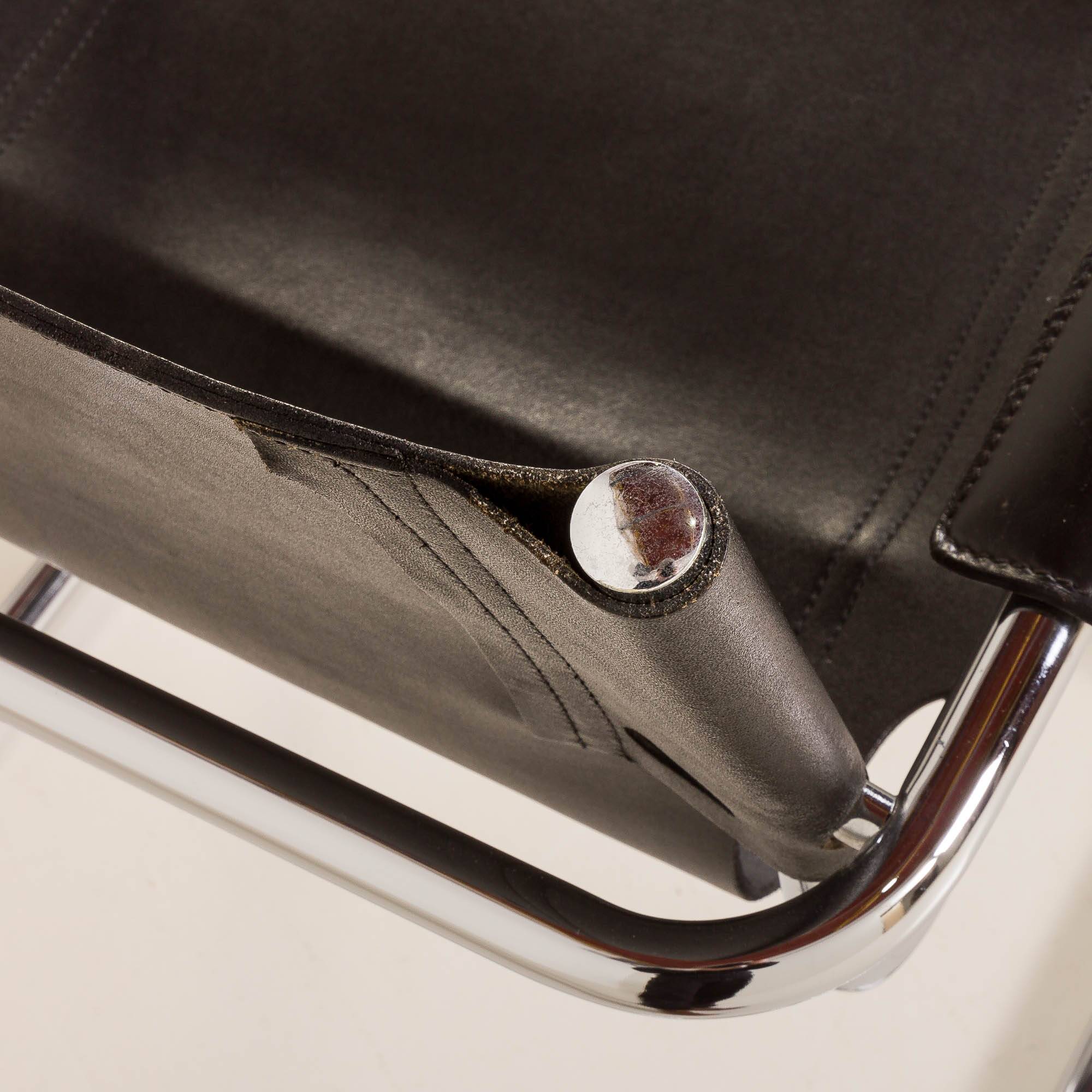 Bauhaus style Italian chairs attr. to Matteograssi, set of 8, 1970s