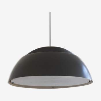 AJ Royal Lamp par Arne Jacobsen