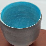 Grand bol en raku aux irisations métalliques