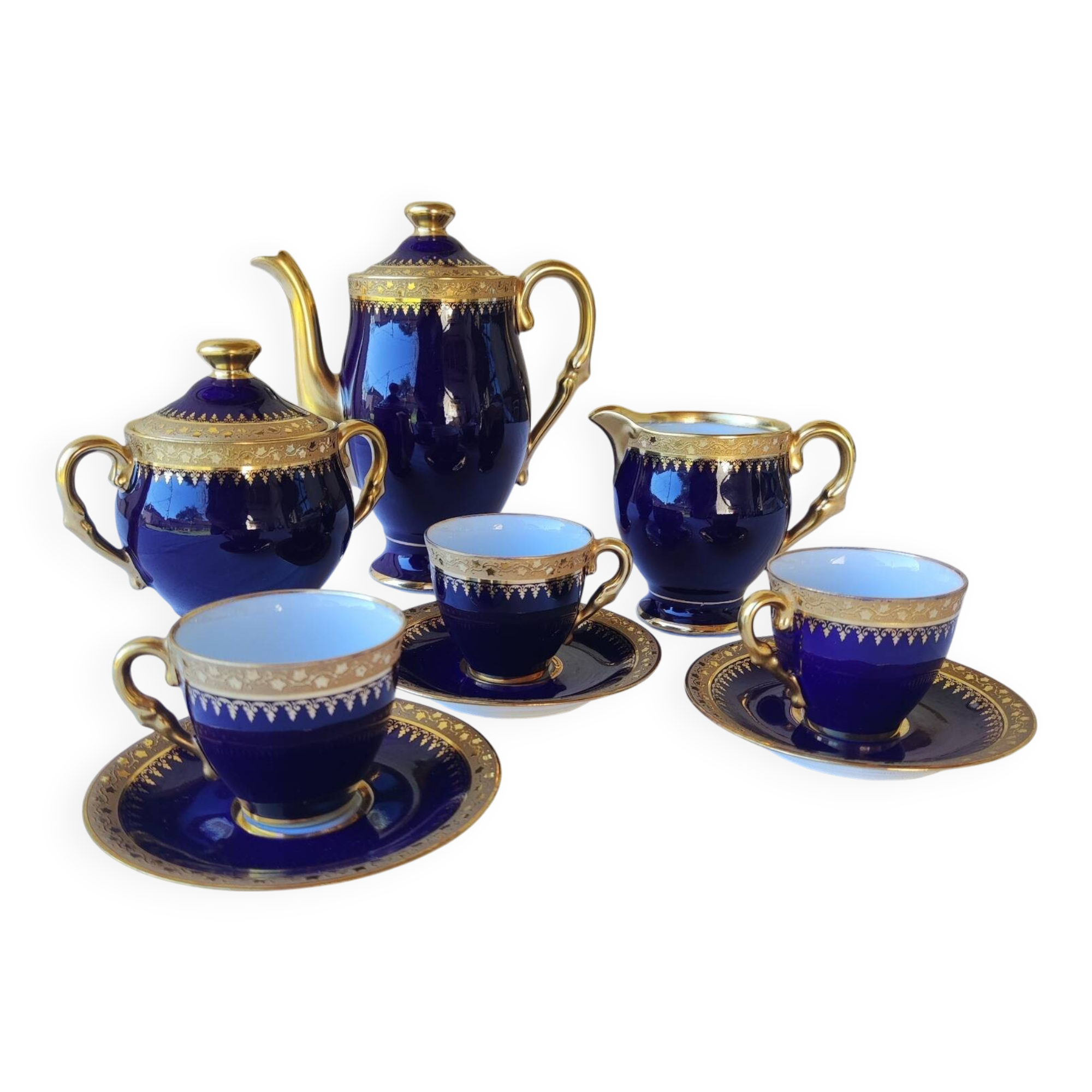 Blue and gold coffee service - Limoges porcelain