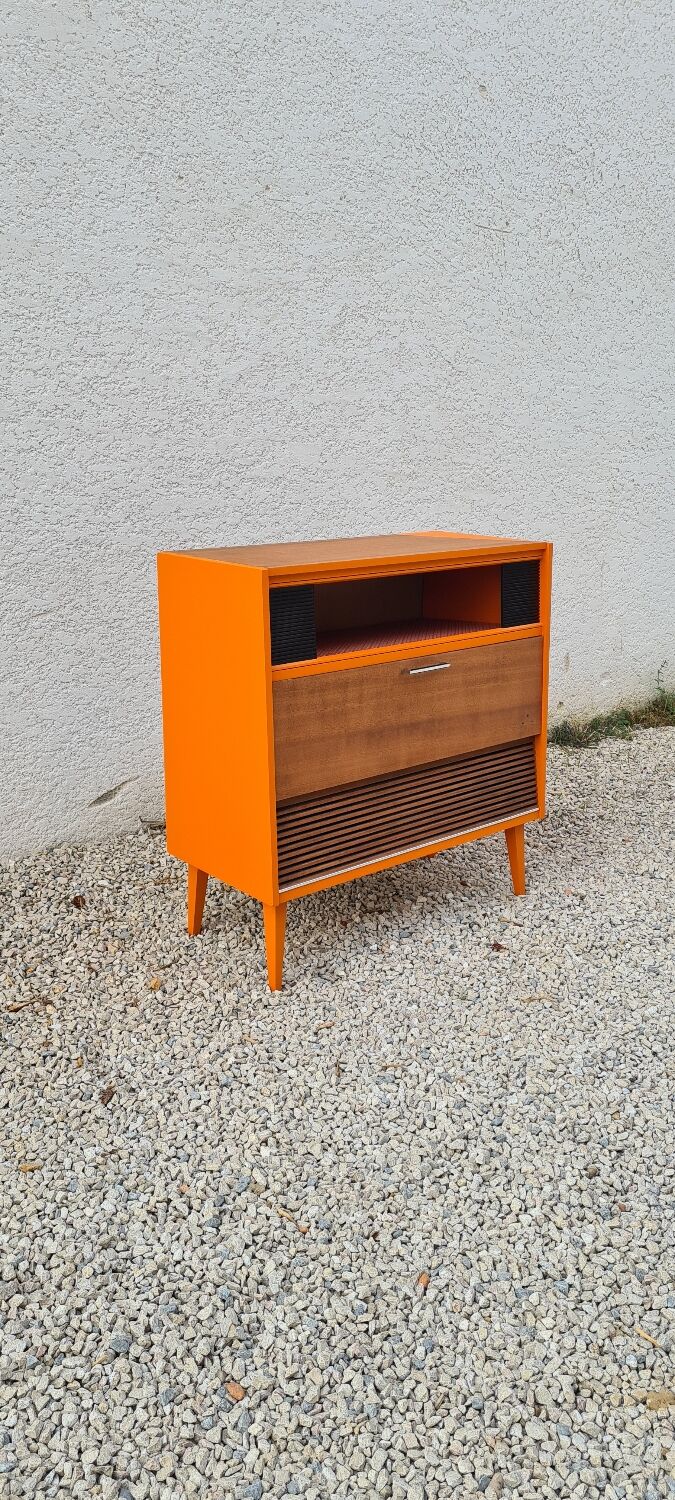 Hi-fi unit redesigned into storage unit