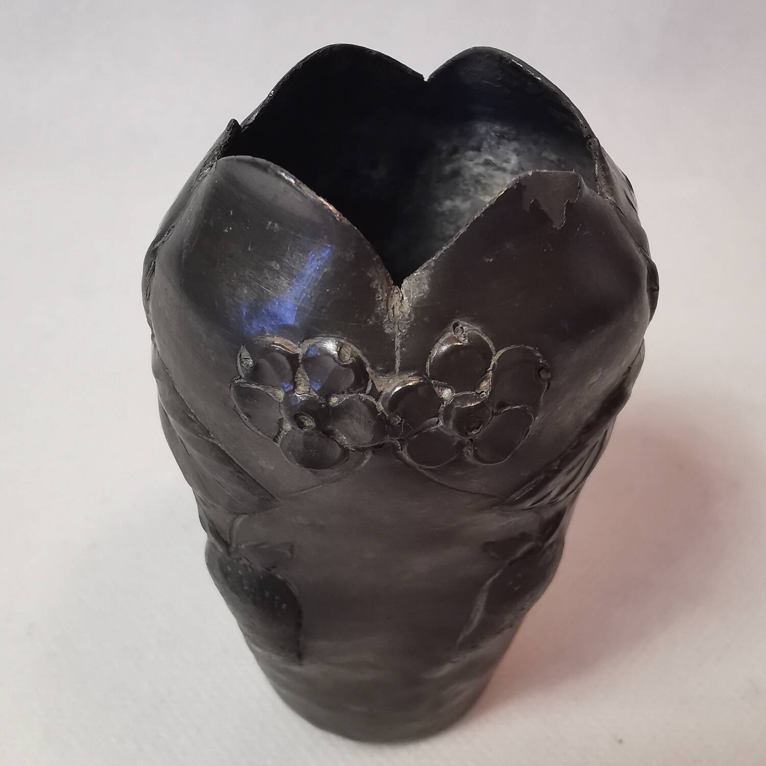 old small soliflore vase