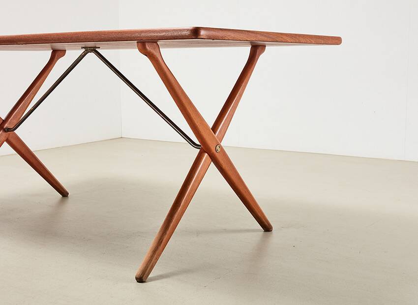 Table à manger AT-303 Sawhorse de Hans Wegner pour Andreas Tuck Danemark 1955