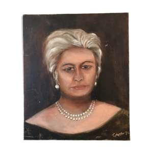 Portrait femme au collier - perles