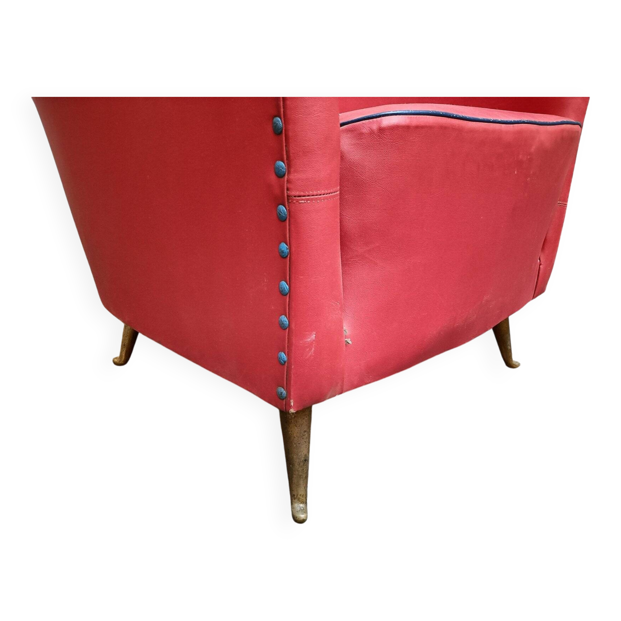 Isa Bergamo - armchair - pressure-moulded brass feet