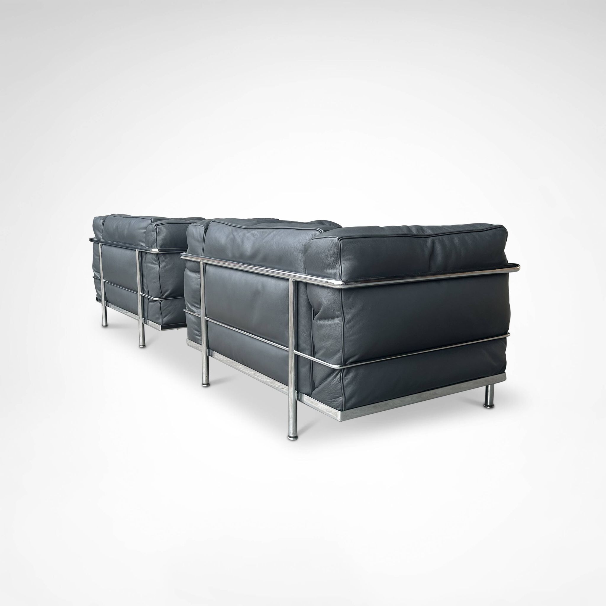 LC3 down cushions Y extra leather armchairs by Le Corbusier Cassina 1990s