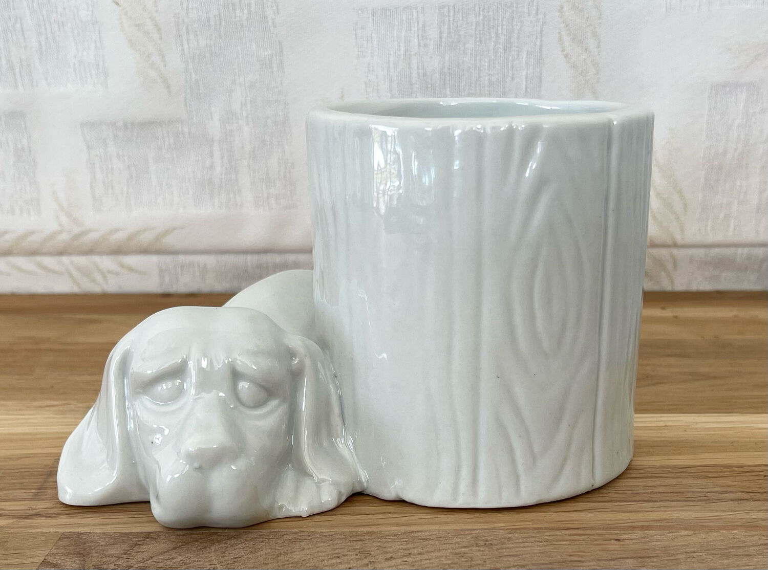 Vintage ceramic pencil pot