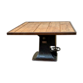 Table industrielle carrée pied fonte