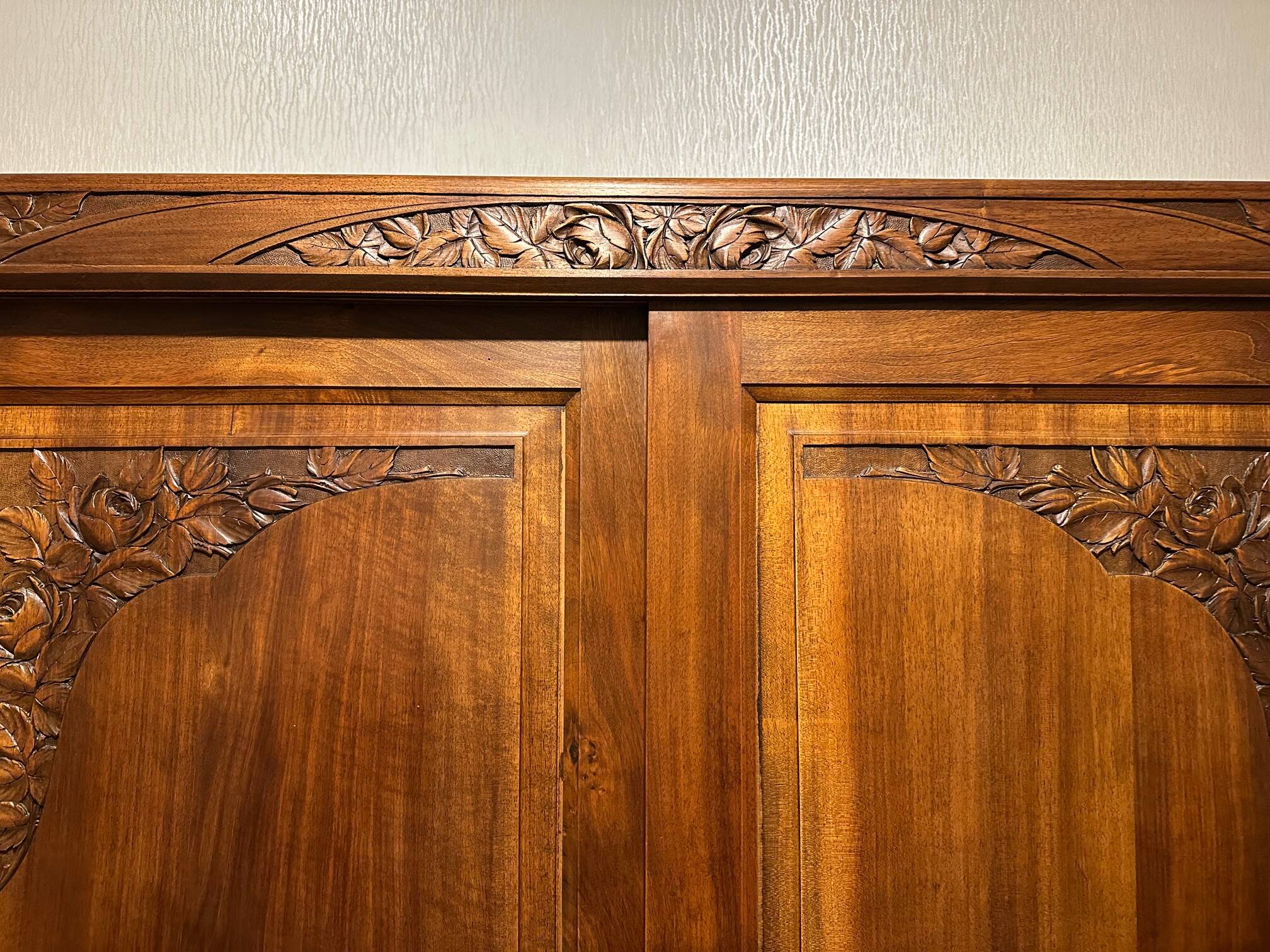 Art Deco wardrobe