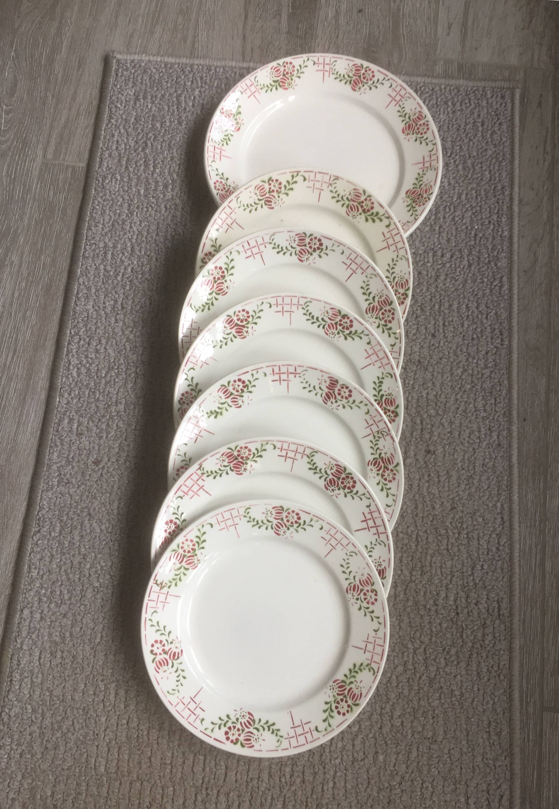 6 dinner plates + 1 dish - iron earth - "ennege" nouvelles galeries paris - vintage
