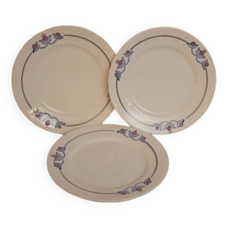 Assiettes terre de fer début XX ème