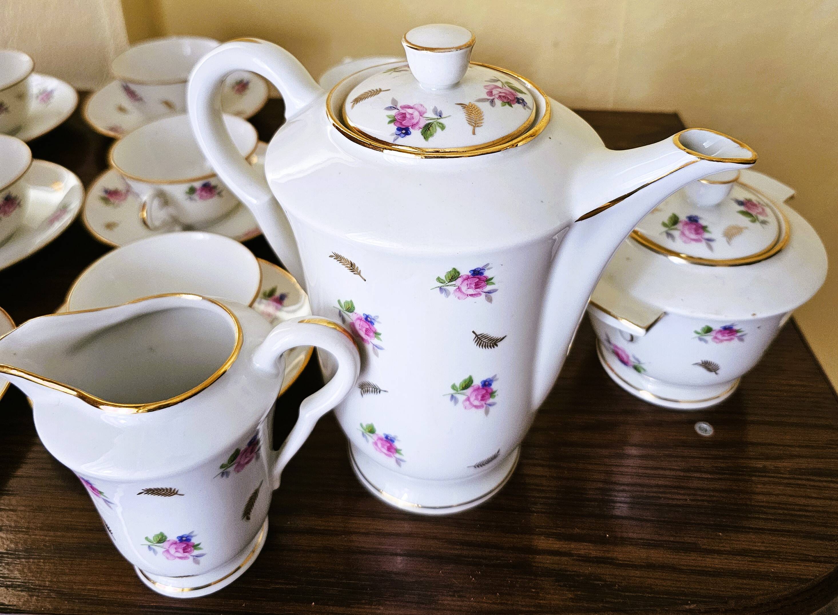 Tea or coffee service