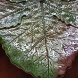 Vine leaf slip pocket emptier