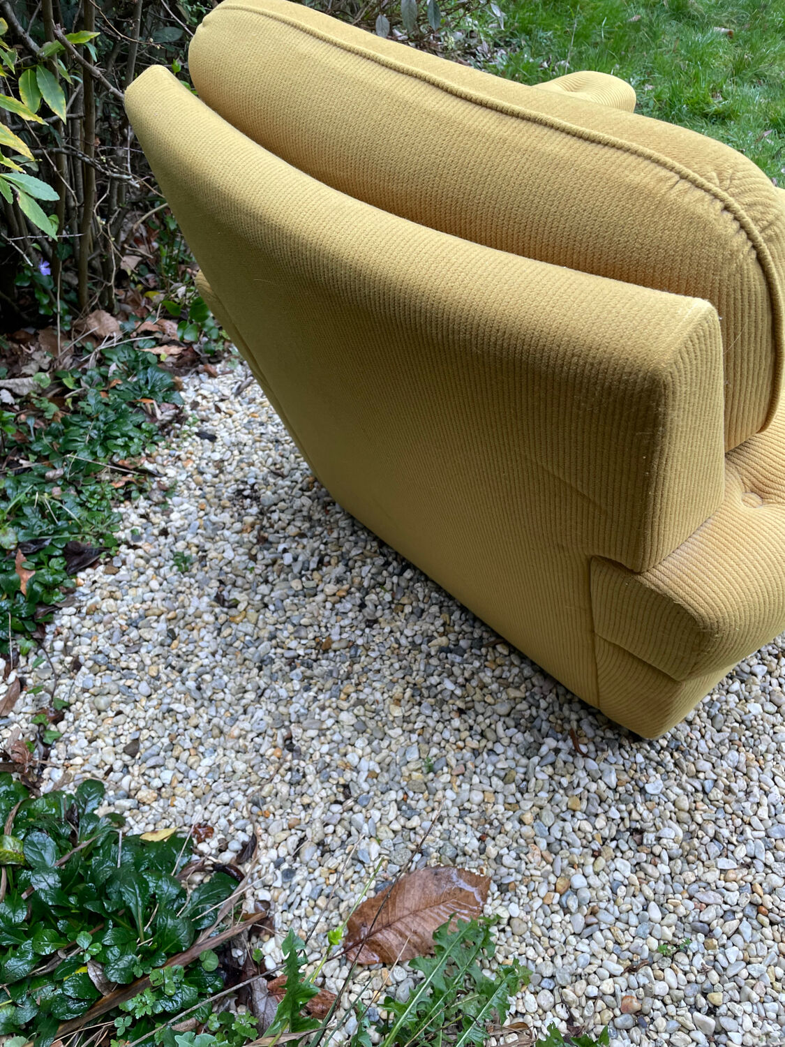 70s velvet club armchair