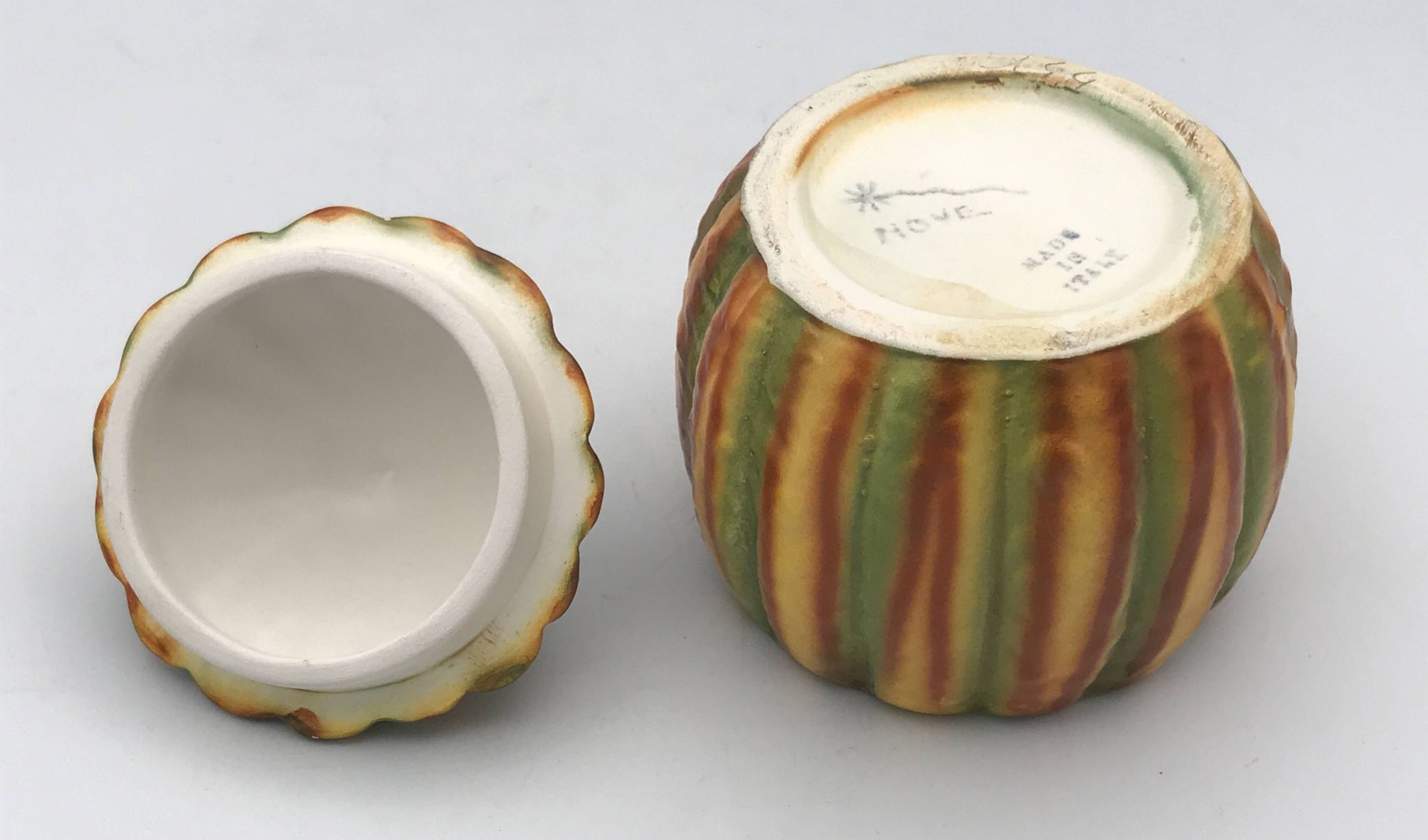 Vintage ceramic sugar bowl by Barettoni Nove, melon shape, Italy