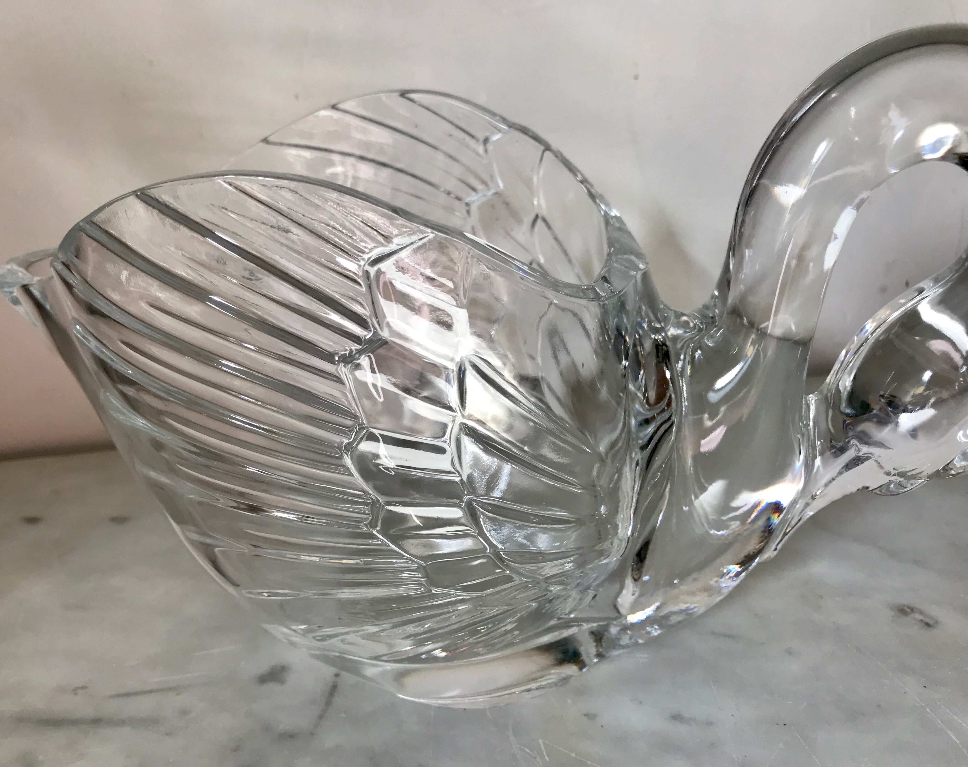 Crystal swan cup