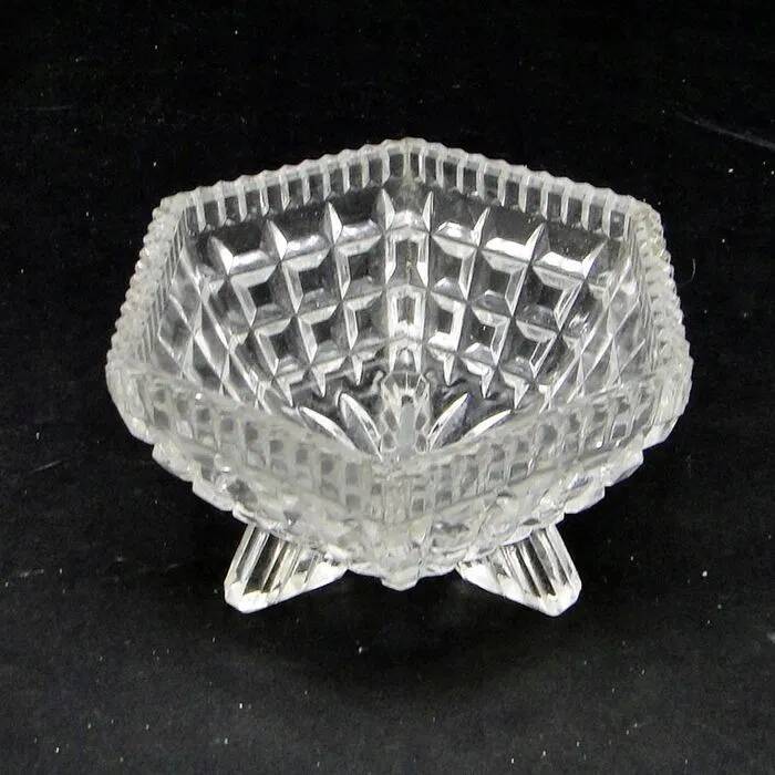 F8z huta hortensja salt shaker art deco