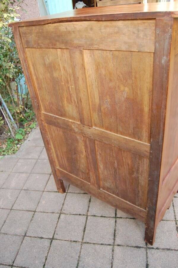 Buffet Louis XV en merisier du 19e siècle