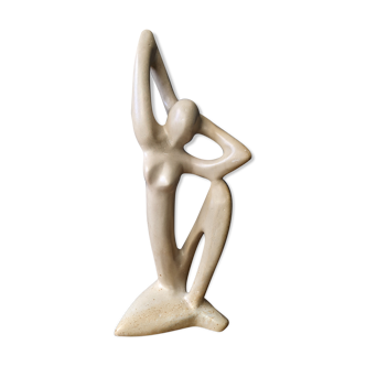 Statue of a woman in sandstone