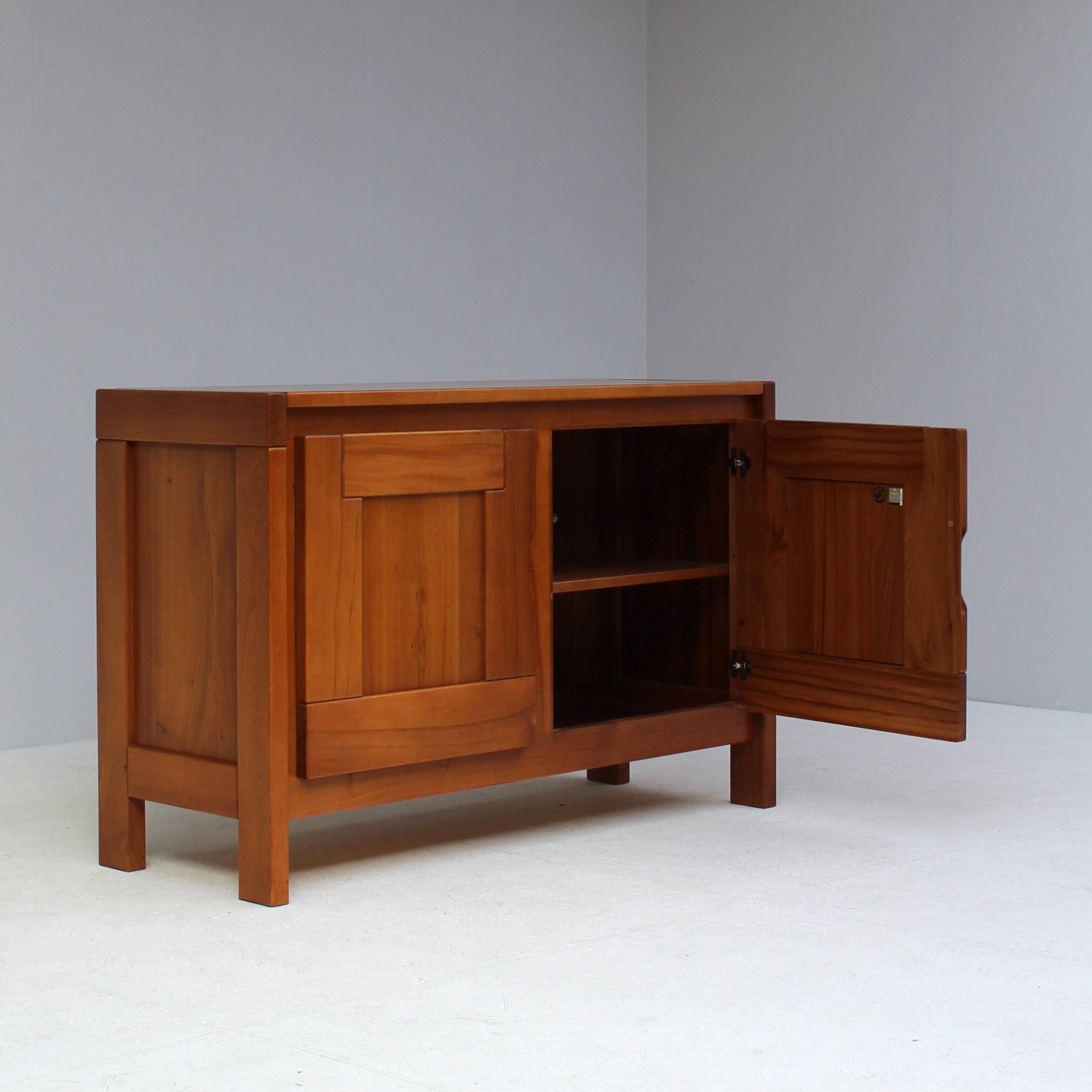 Maison Regain Sideboard in Solid Elm, France, 1970s