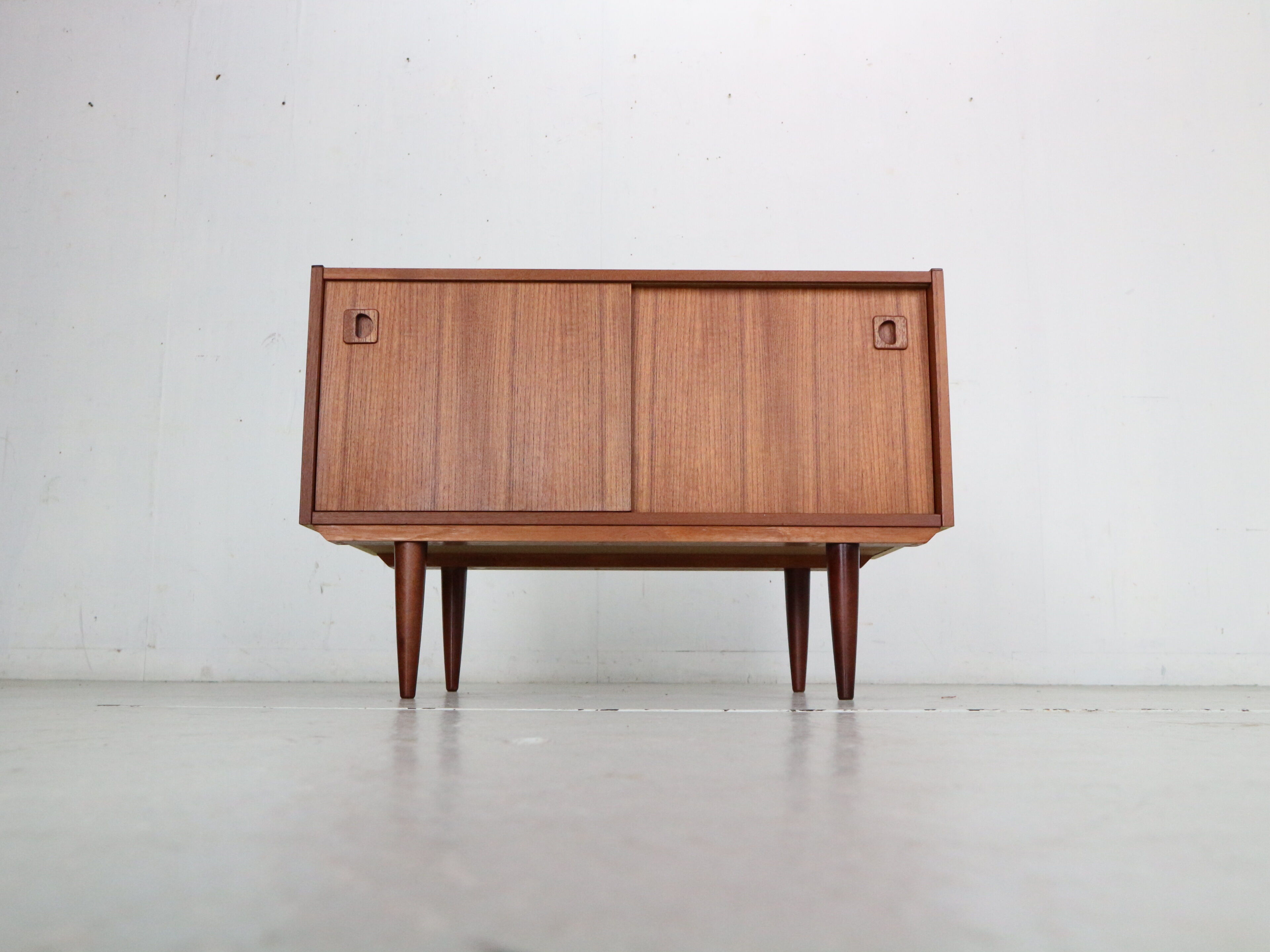 Mid century modern mini teak sideboard, 1960 Denmark
