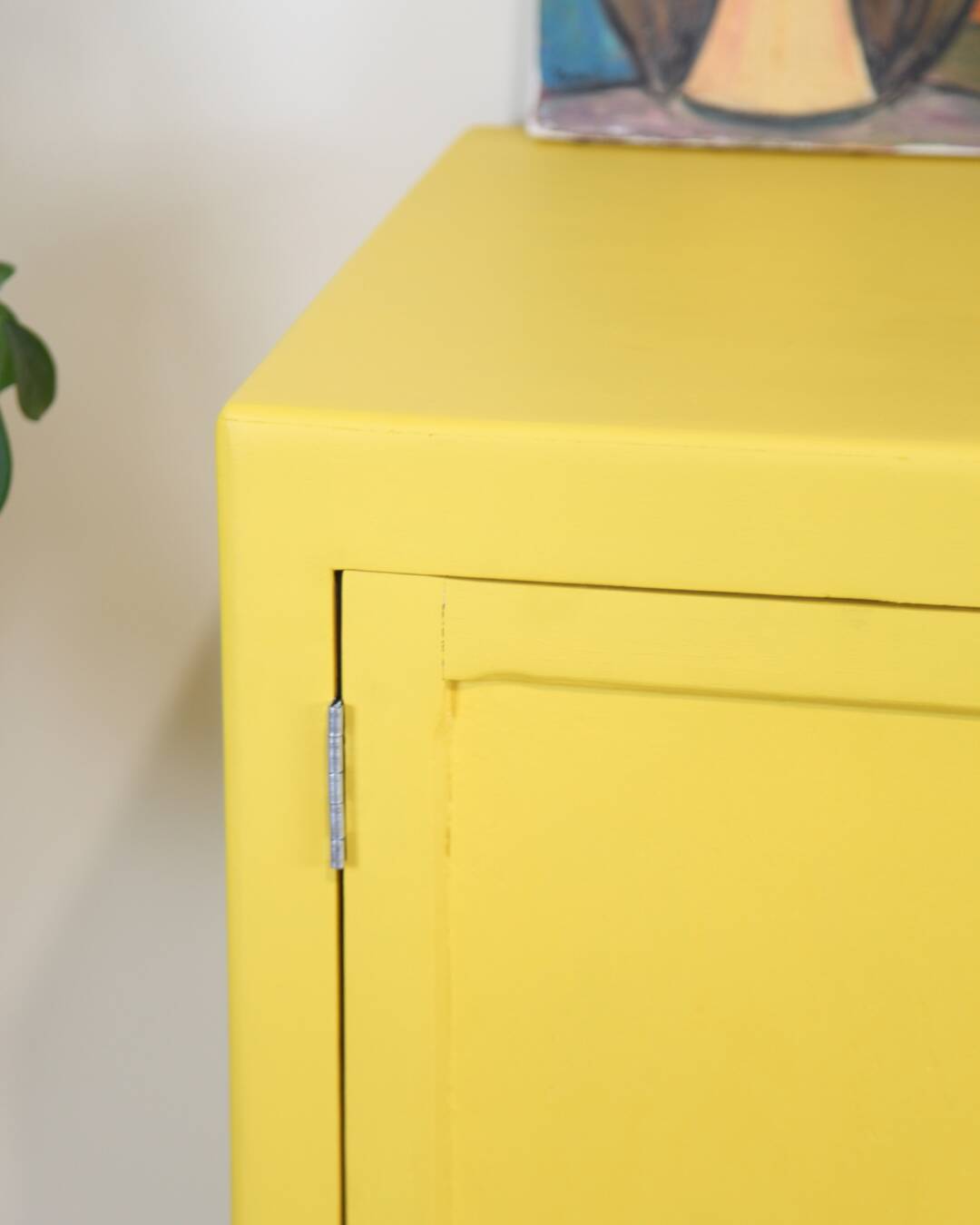 Vintage storage unit