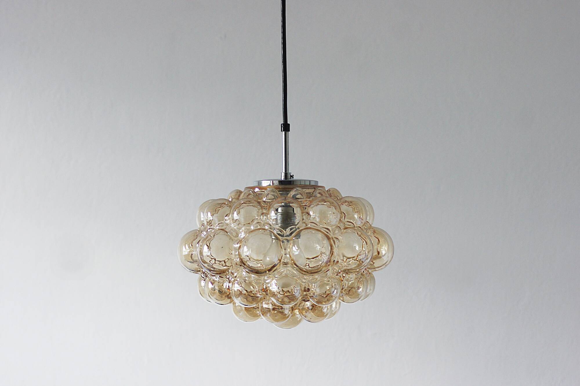 Lampe à pendentif Bubble par Helena Tynell pour Limburg