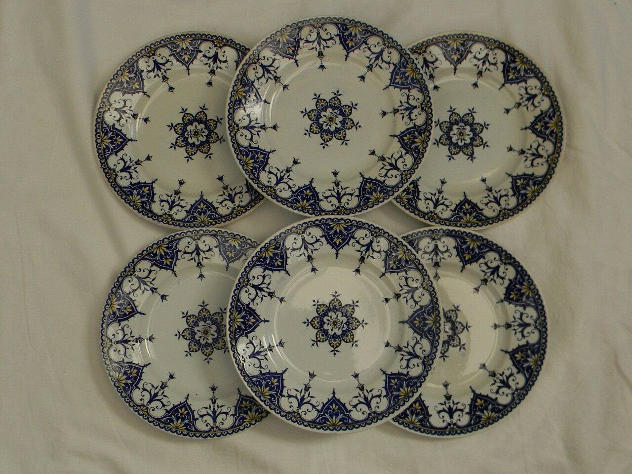 Lot de 6 assiettes à dessert en faïence de sarreguemines. modèle cluny.