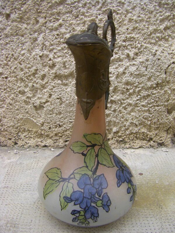 Carafe ancienne, peinte à la main