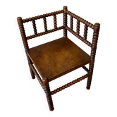 Turned wood corner chair
