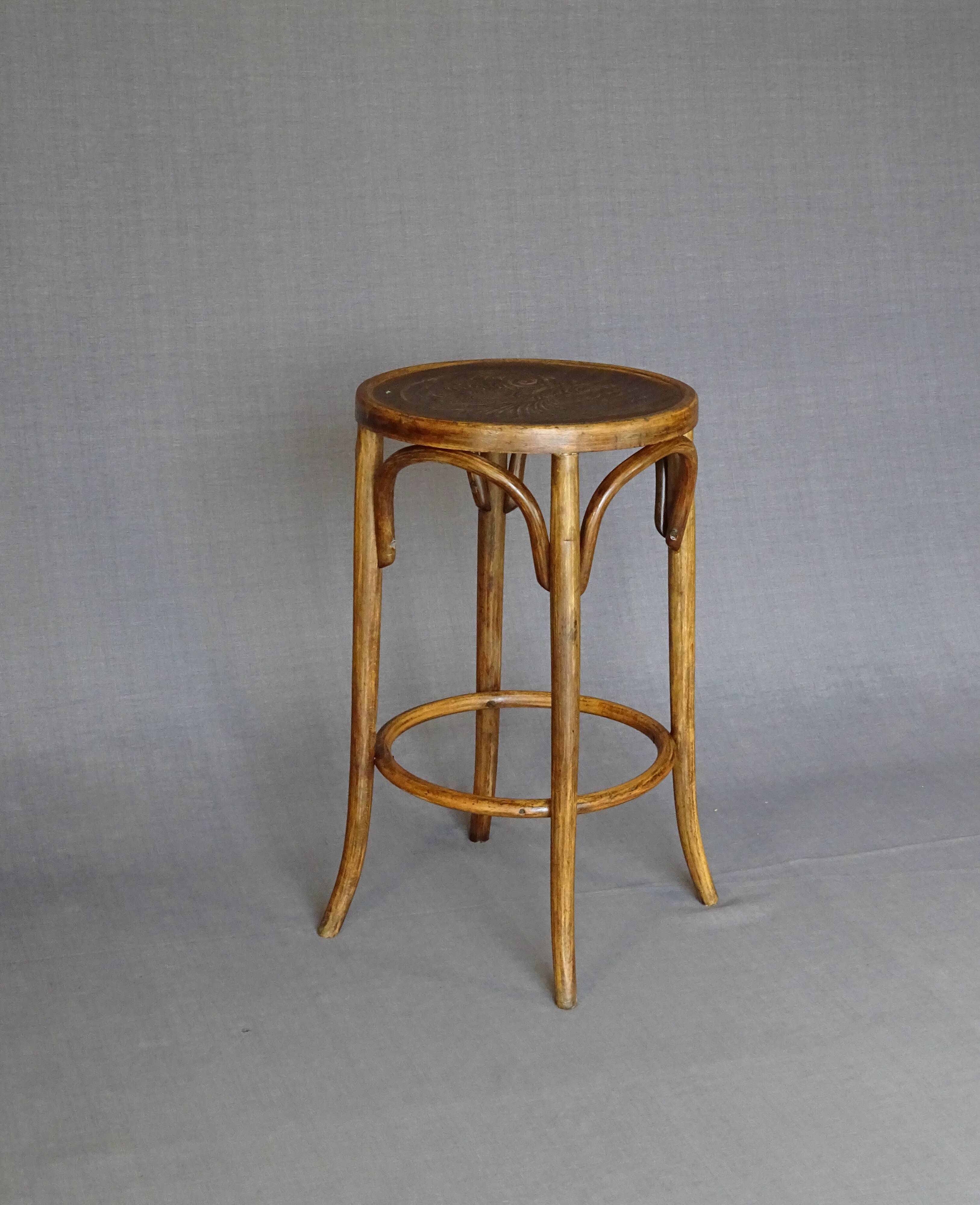 Bentwood bistro stool 38X 65 cm