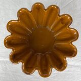 Ocher ceramic cake dish
