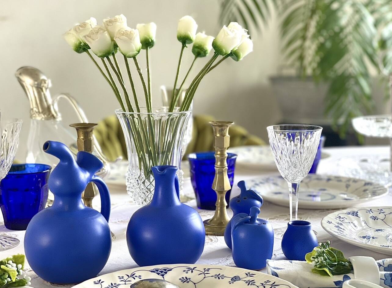 6 flat plates in English porcelain