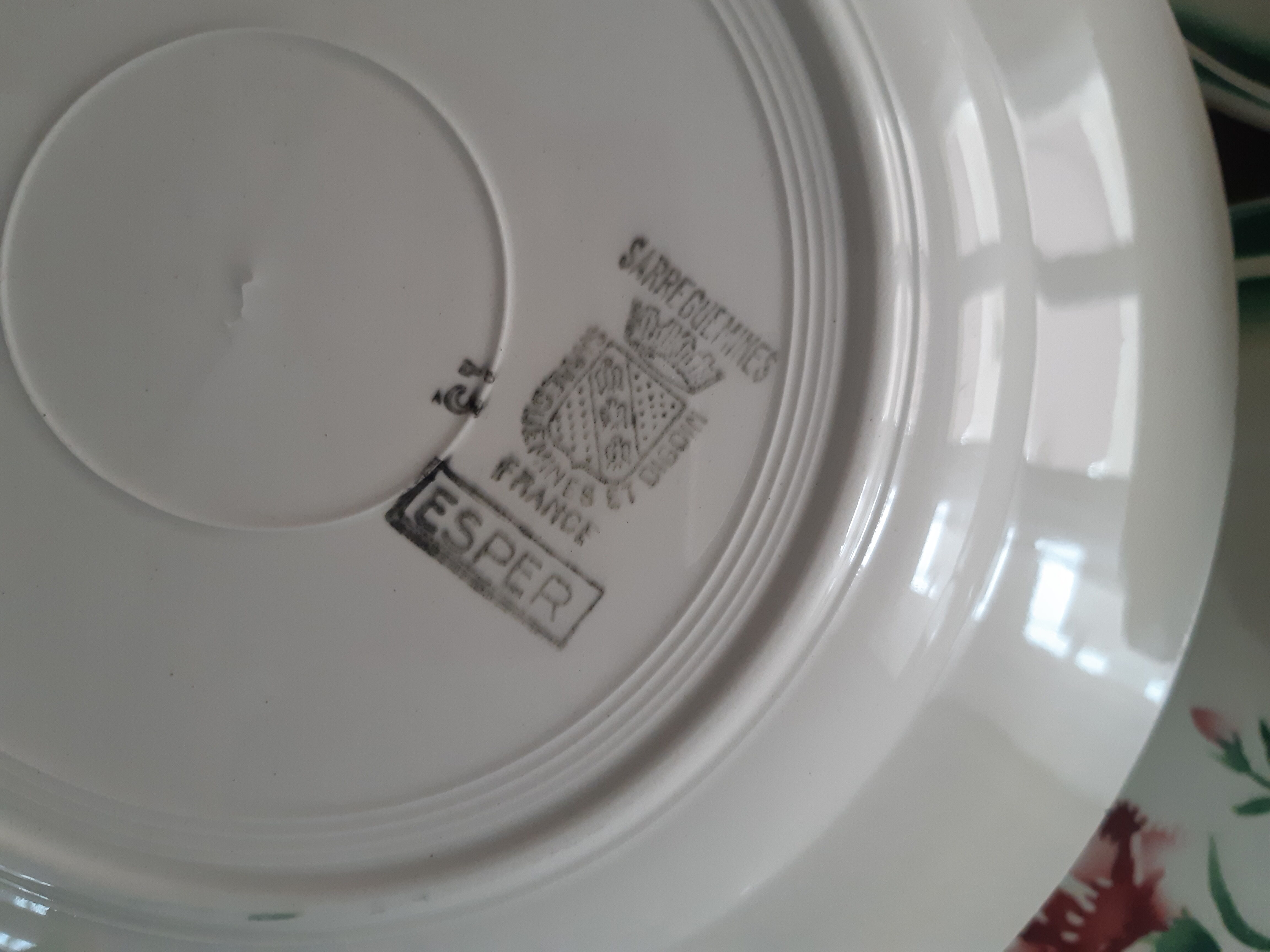 Series of 10 plates flowery Sarreguemines